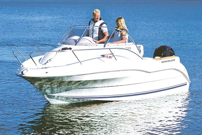 Quicksilver Activ 555 Cabin