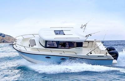 Quicksilver Captur PILOTHOUSE Series